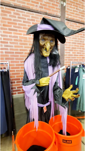 8' Witch Decoration